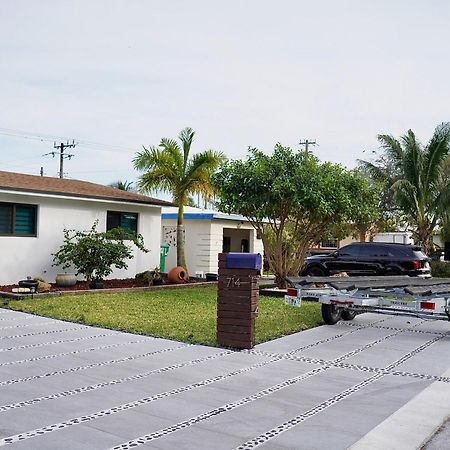 House In Dania Beach Exterior foto